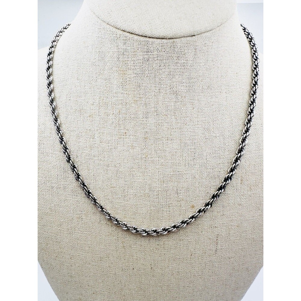Vintage sterling silver twisted rope chain necklace 18” Heavy Piece